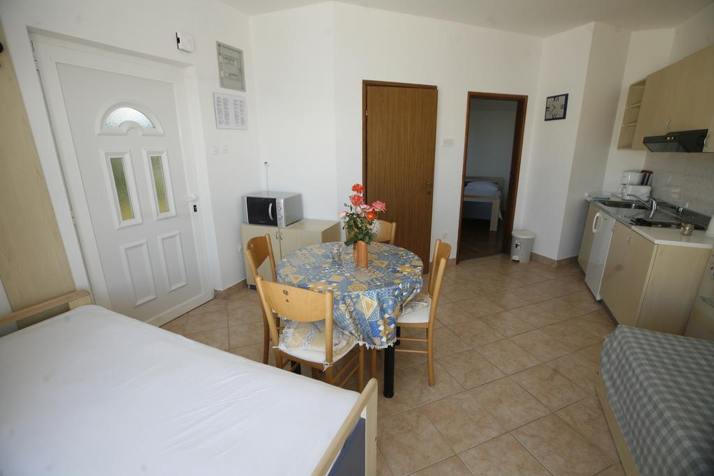 Apartments Roza Miškovići 외부 사진
